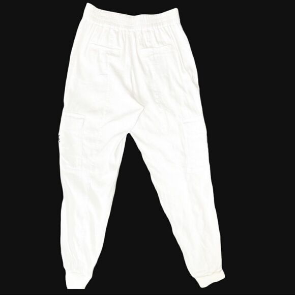 Alice + Olivia Neta Cargo Trouser in White - Picture 6 of 11